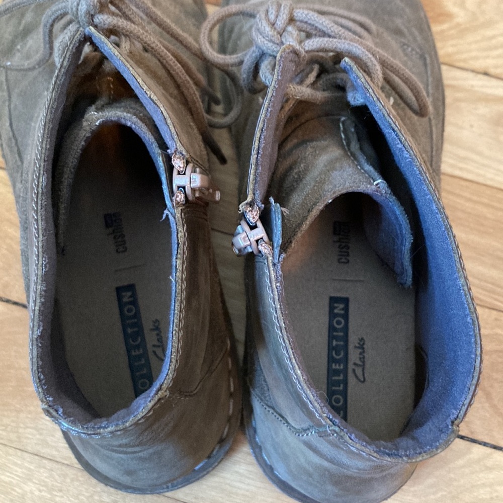 Clarks Timitha Key brown booties - Picture 5 of 6